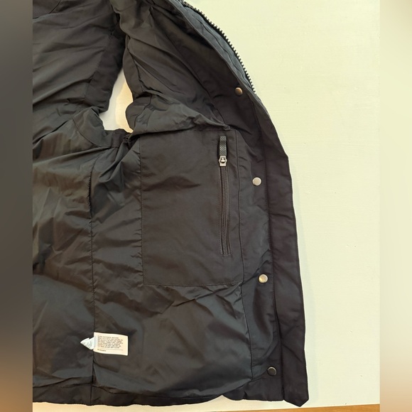 Duluth Trading Co Black Hooded Puffer Vest - Picture 5 of 6